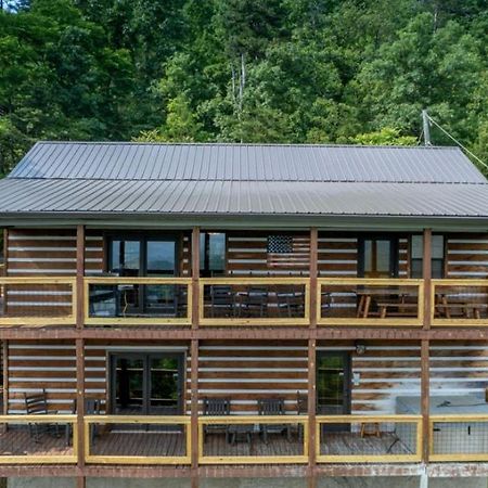 Smoky View With A Twist Villa Pigeon Forge Exterior photo