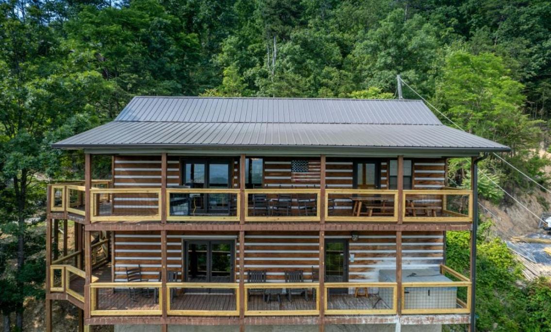 Smoky View With A Twist Villa Pigeon Forge Exterior photo
